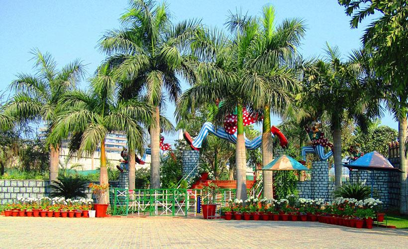 Aapnoghar Resort